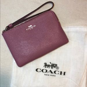 Authentic Coach CRSN LTH Corner Zip wristlet